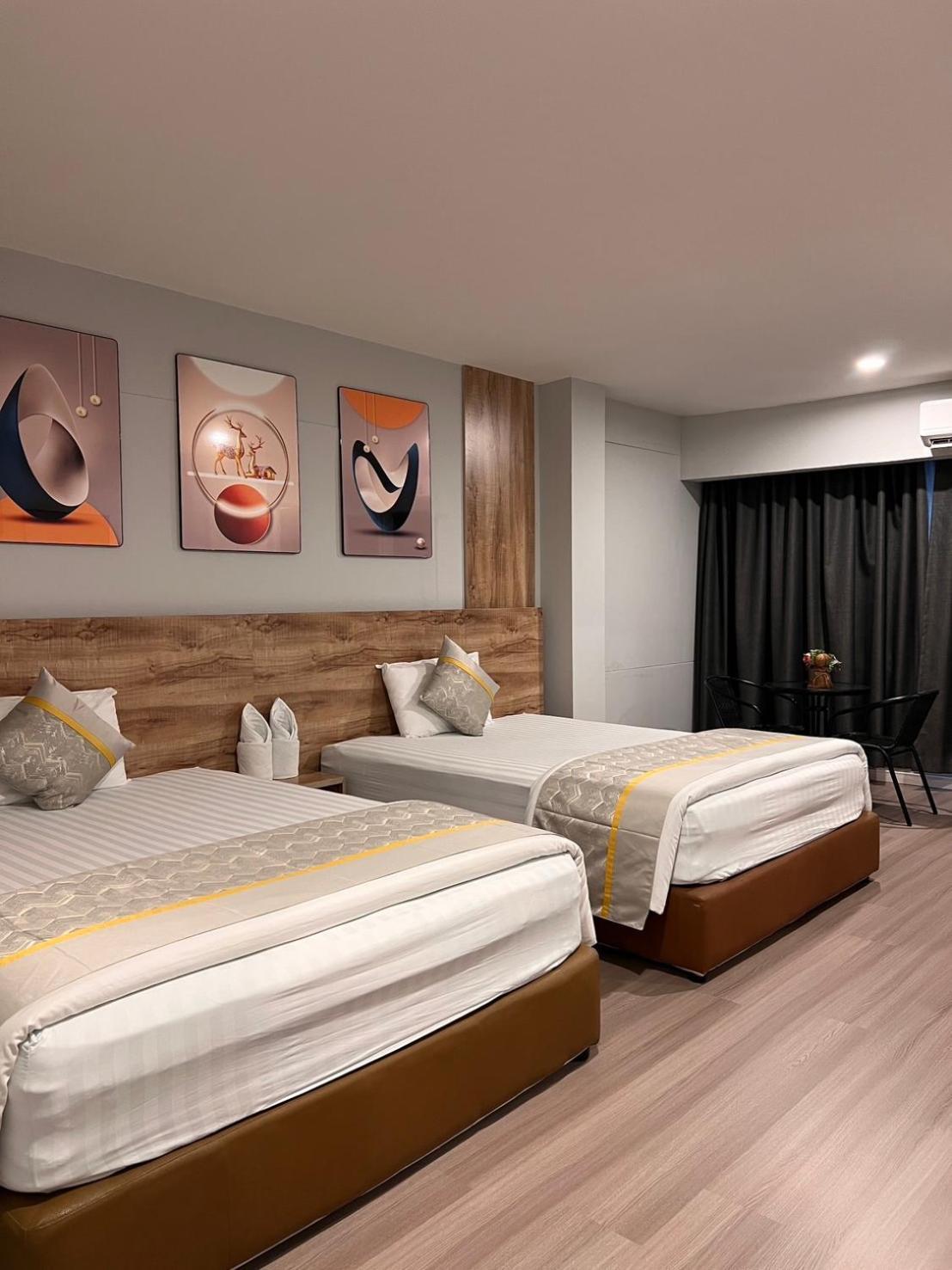 Berich Hotel Tak Extérieur photo
