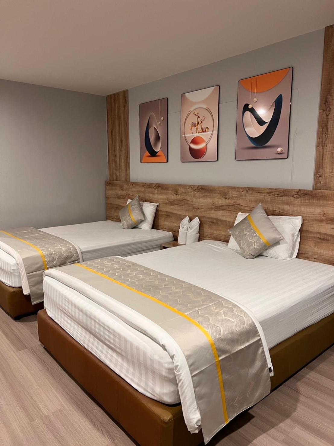 Berich Hotel Tak Extérieur photo