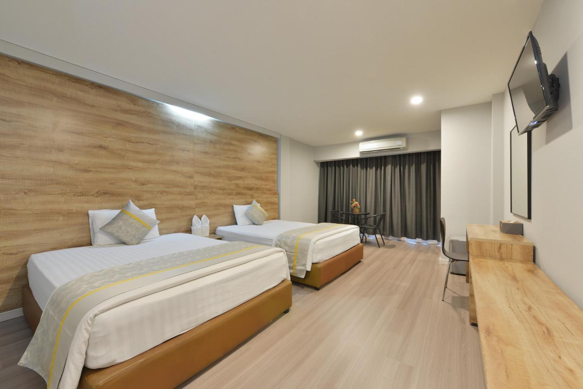 Berich Hotel Tak Extérieur photo